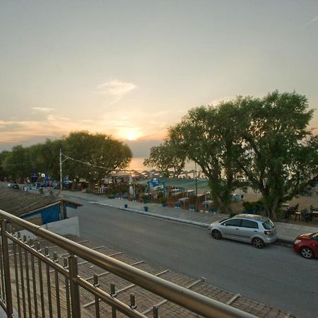 Sea Gem Apartment Néoi Epivátai Exterior foto
