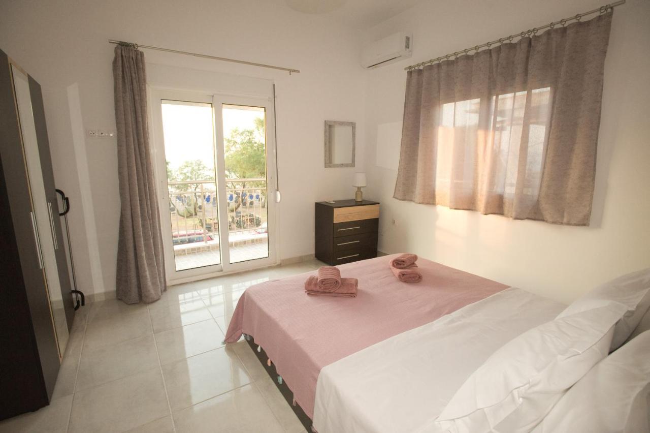 Sea Gem Apartment Néoi Epivátai Exterior foto